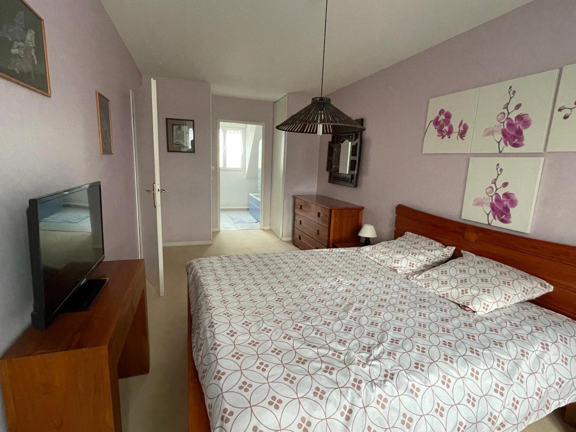 Maison Calme Et Cosy A Port-En-Bessin Pres Du Golf Et De La Mer المظهر الخارجي الصورة
