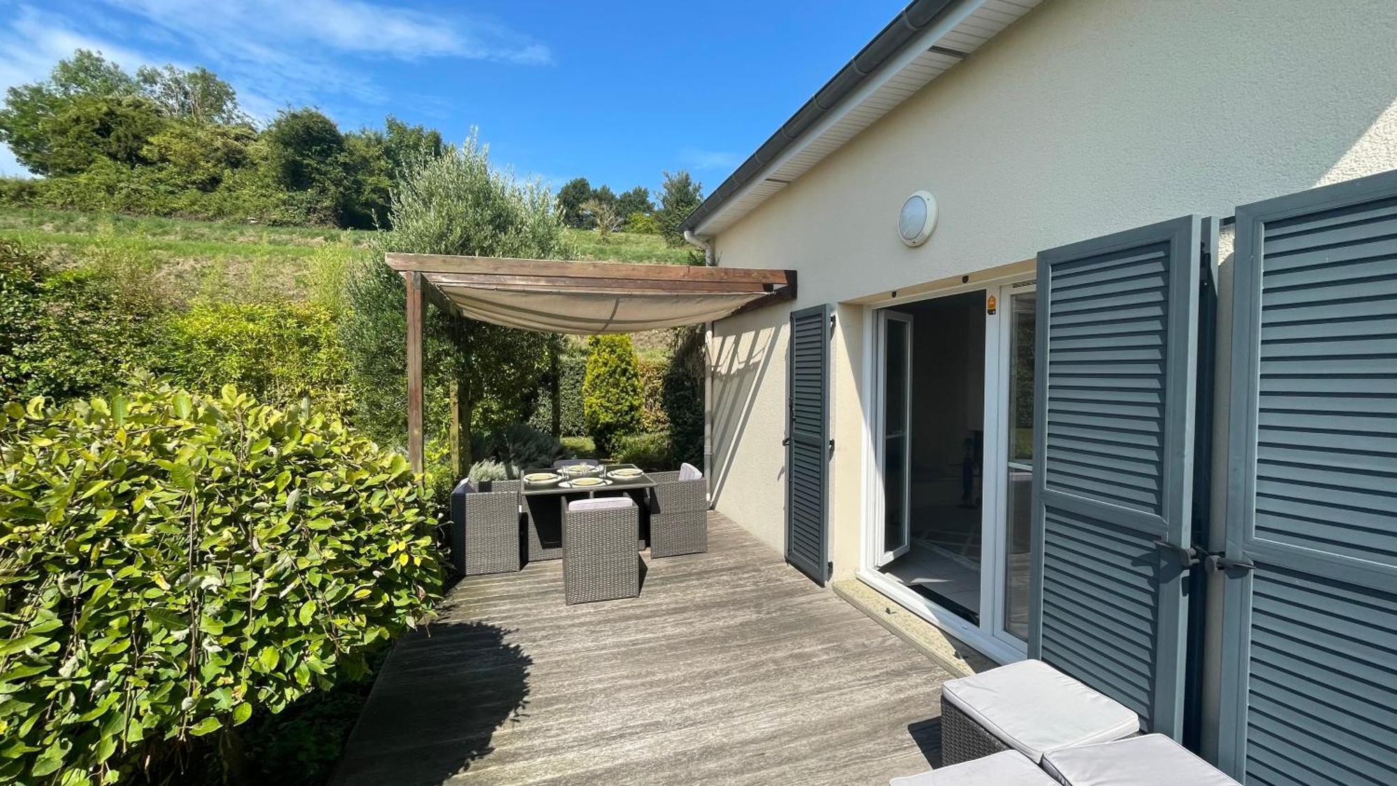 Maison Calme Et Cosy A Port-En-Bessin Pres Du Golf Et De La Mer المظهر الخارجي الصورة