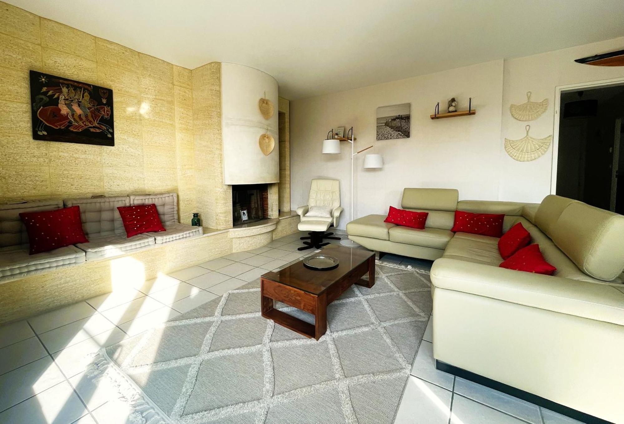 Maison Calme Et Cosy A Port-En-Bessin Pres Du Golf Et De La Mer المظهر الخارجي الصورة